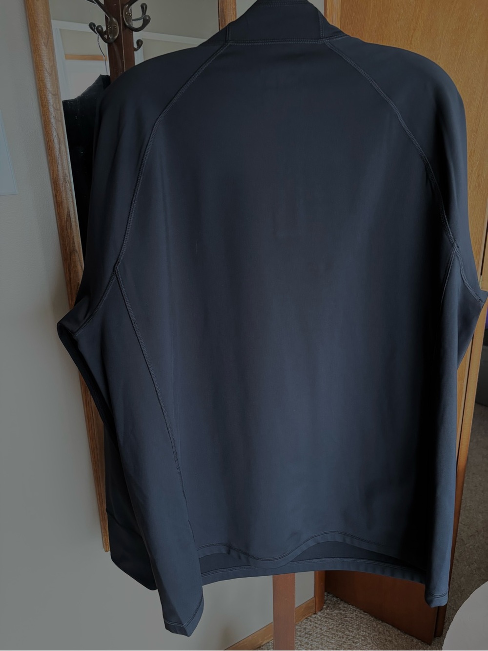 The North Face Men's Winter Warm Essential Black 1/4 Zip Pullover Jacket - Picture 5 of 10